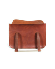 画像をギャラリービューアに読み込む, Qurahsi.co Leathder Music Bag ベルト付 (Brown)