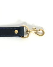 画像をギャラリービューアに読み込む, Qurahsi.co Leathder Music Bag ベルト付 (Dark Navy)