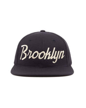 画像をギャラリービューアに読み込む, HOOD HAT / BROOKLYN (NAVY / IVORY)