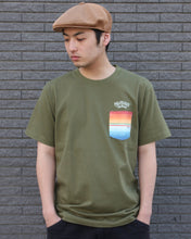 画像をギャラリービューアに読み込む, OG CLASSIX / LA VIDA SERAPE POCKET TEE(CITY GREEN)
