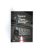 画像をギャラリービューアに読み込む, &quot;Spacetime Being&quot; Zine
