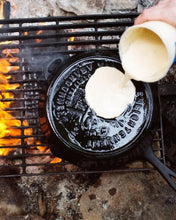 画像をギャラリービューアに読み込む, CAST IRON SKILLET (BLACK)

